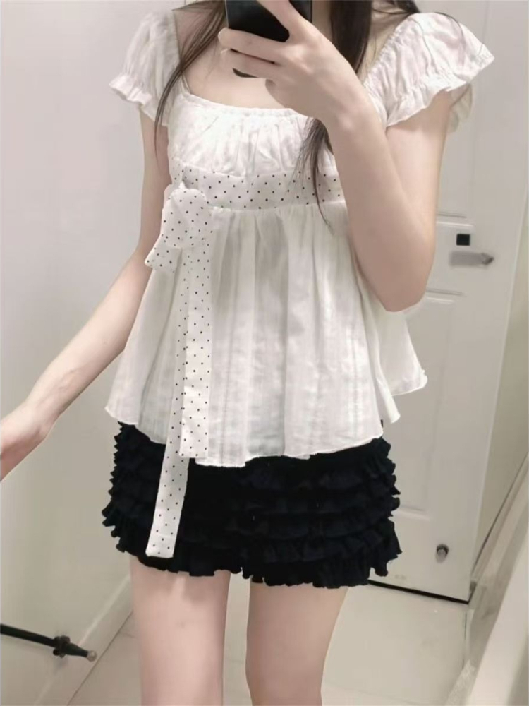 Cute Korean Fashion Polka Dot  - Puff Sleeve Blouse 评论和价格